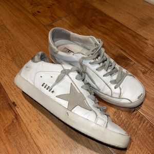 GOLDEN GOOSE superstars size 37 !!